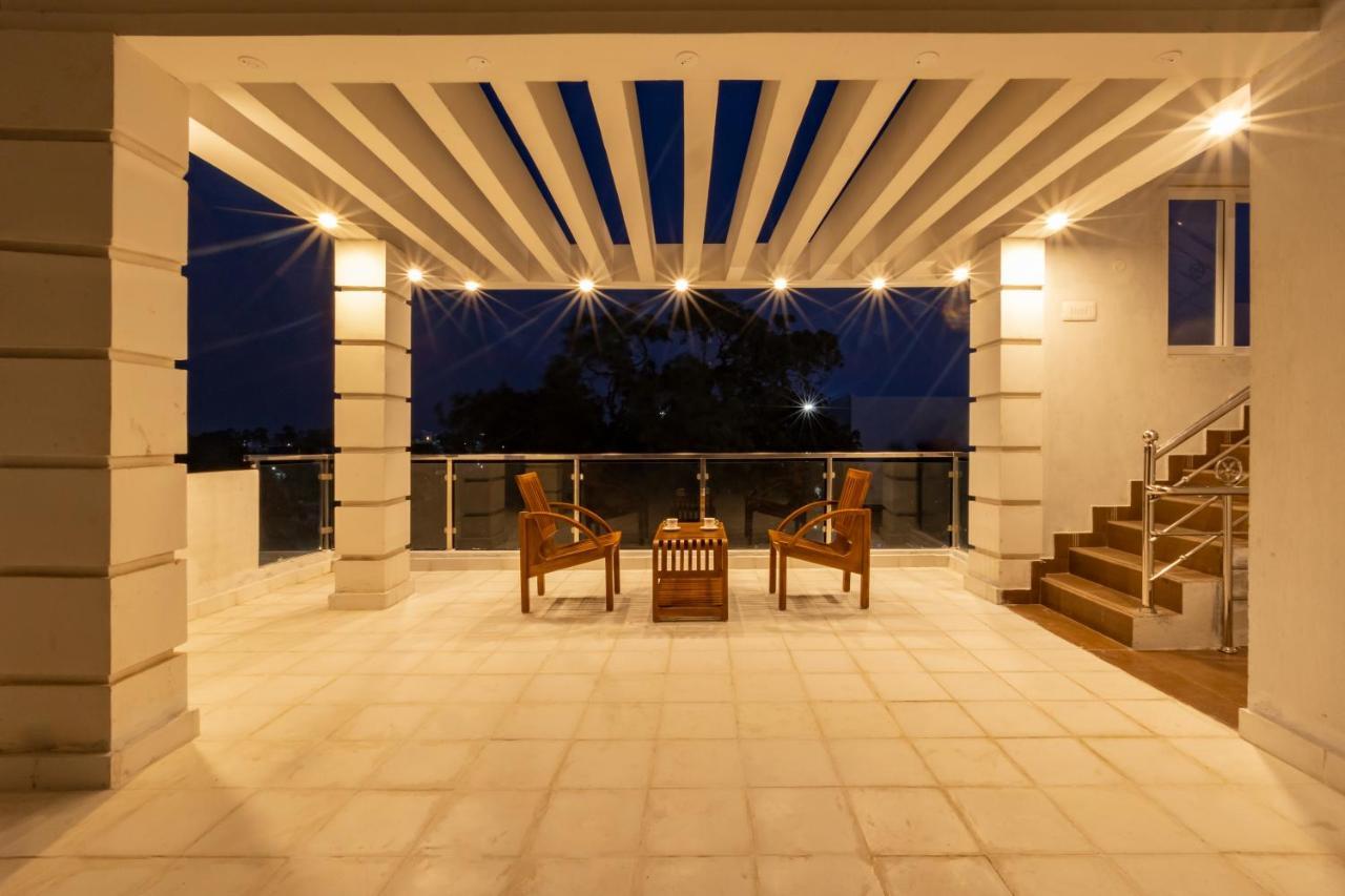 Bairava Bliss Inn Rameswaram Bagian luar foto
