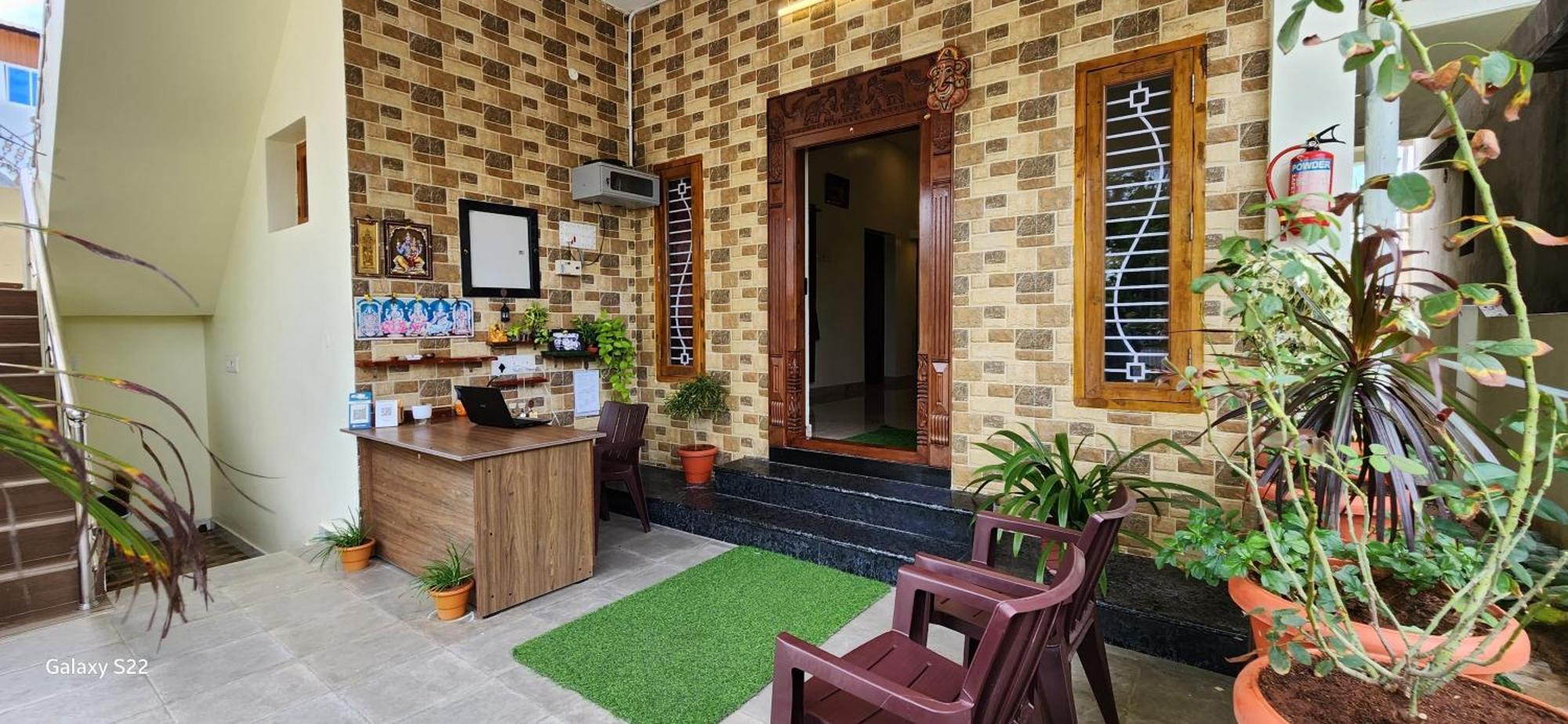 Bairava Bliss Inn Rameswaram Bagian luar foto